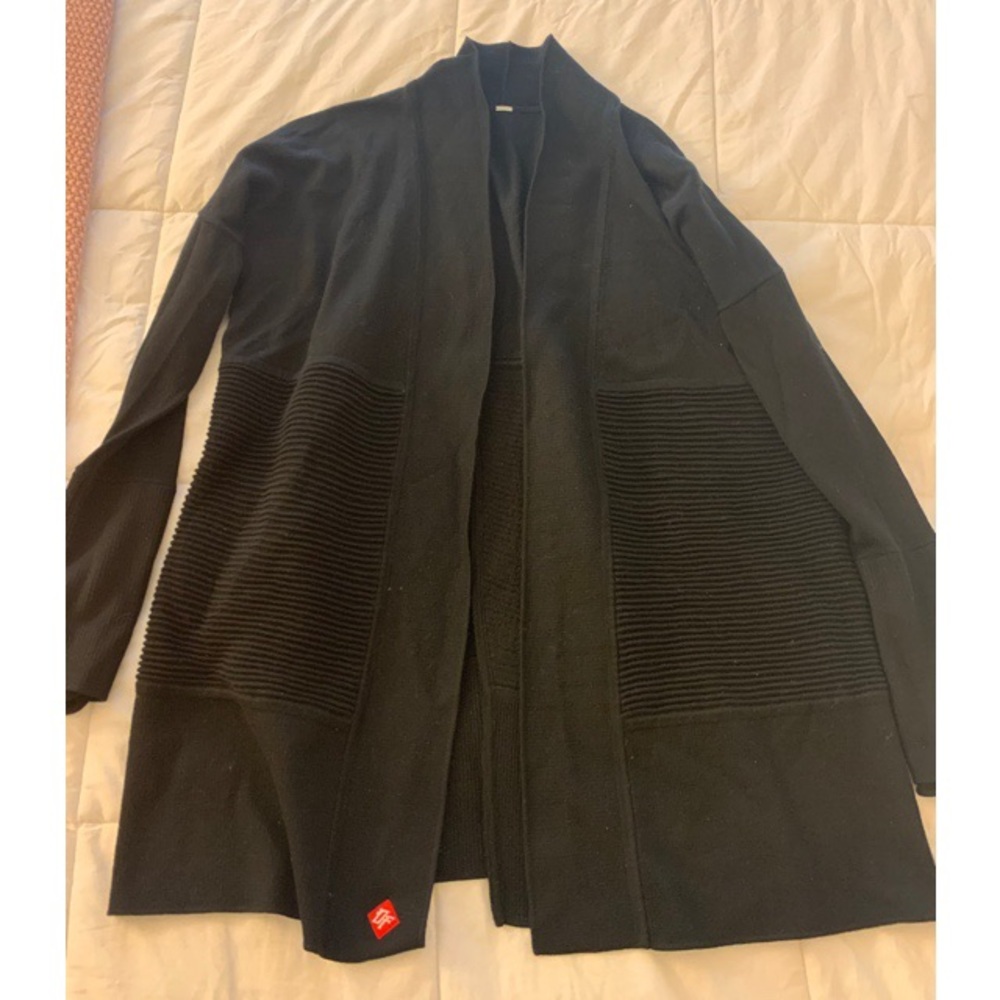 Lululemon black cardigan